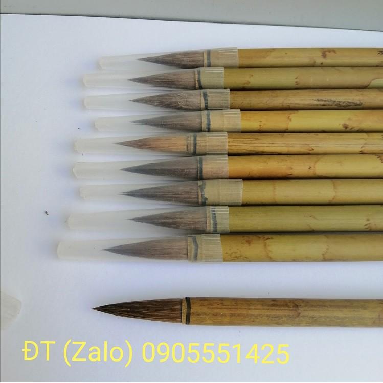 Bút lông viết thư pháp