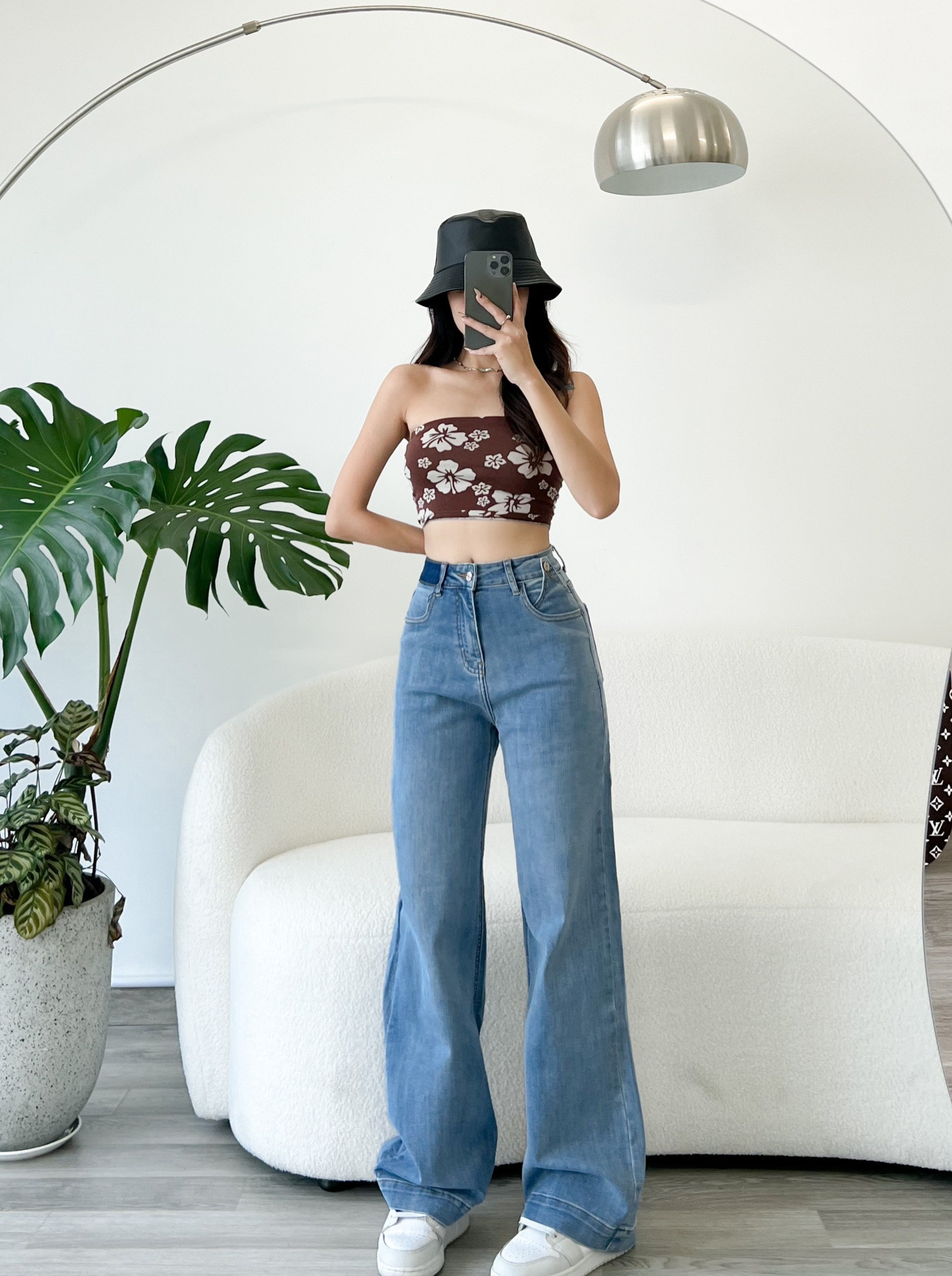 Quần jeans ống suông lưng cao ôm dáng tag v dáng dài lai 3 phân co giãn mẫu thiết kế mới HQJeans HQ102