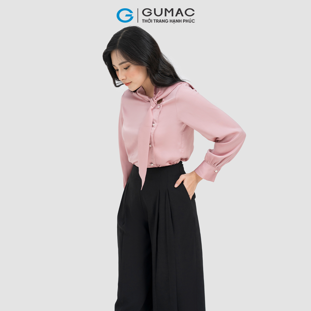Áo kiểu phối nơ GUMAC AD04061