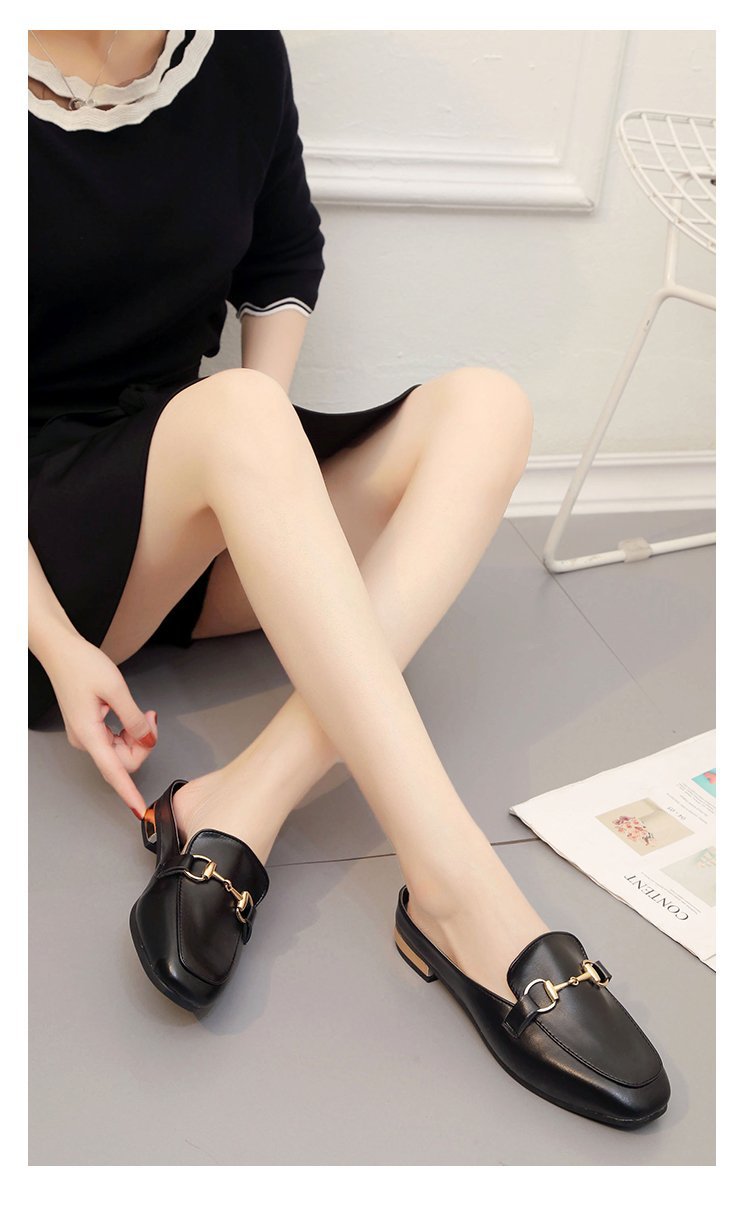 Giày sục nữ da mềm êm chân đế cao 2cm màu trắng và đen
