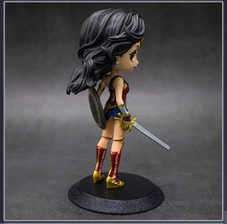 Mô hình nhân vật Wonder Woman - Cao 15cm