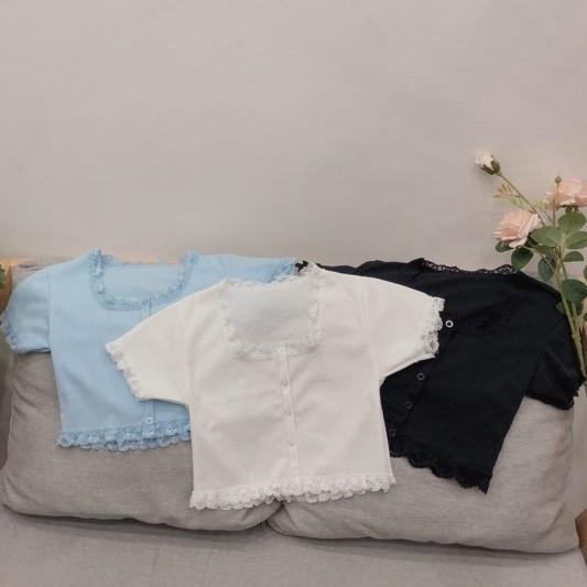 Áo croptop cổ vuông, viền ren form ôm cực đẹpvải mỏng sang chảnh, mặc sáng da