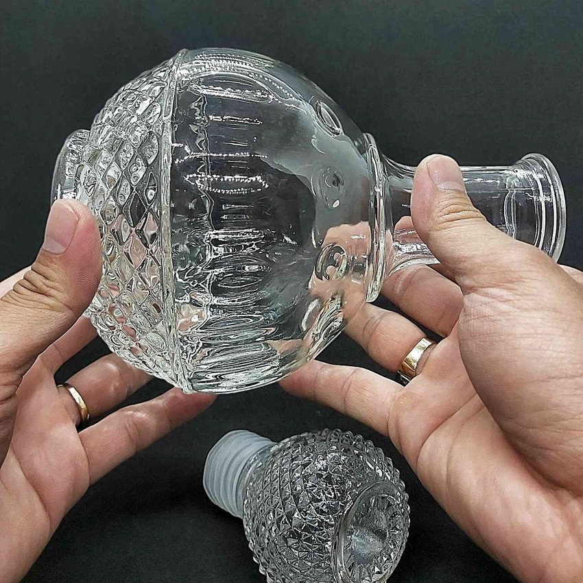 Bình Đựng Rượu Thủy Tinh 1 Lít mẫu tròn bầu hoa văn chấm bi – Chai Thủy Tinh Đựng Rượu 1000ML - Vỏ Chai Rượu Đẹp