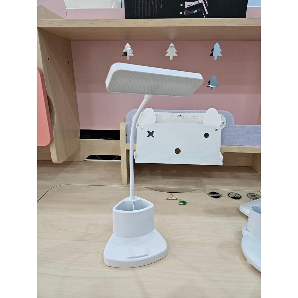 Đèn để bàn học tập và làm việc