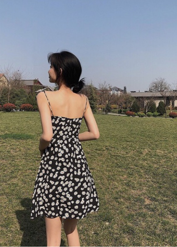 VÁY 2 DÂY HOA CÚC NHÍ  XINH XẮN - SIÊU HOT CHO MÙA HÈ