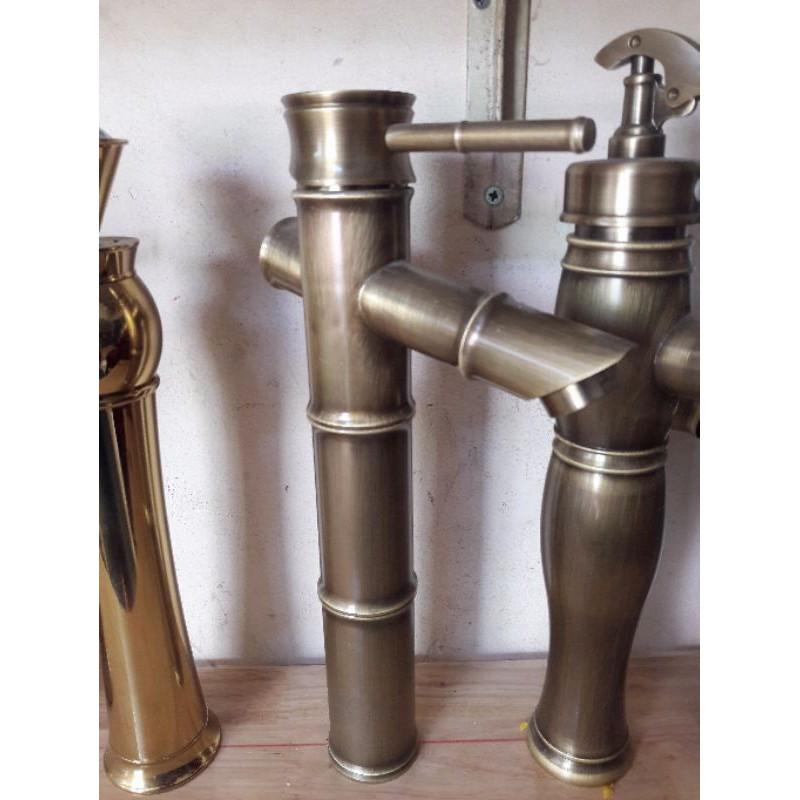 Vòi lavabo nóng lạnh Cây Trúc cổ điển và hiện đại