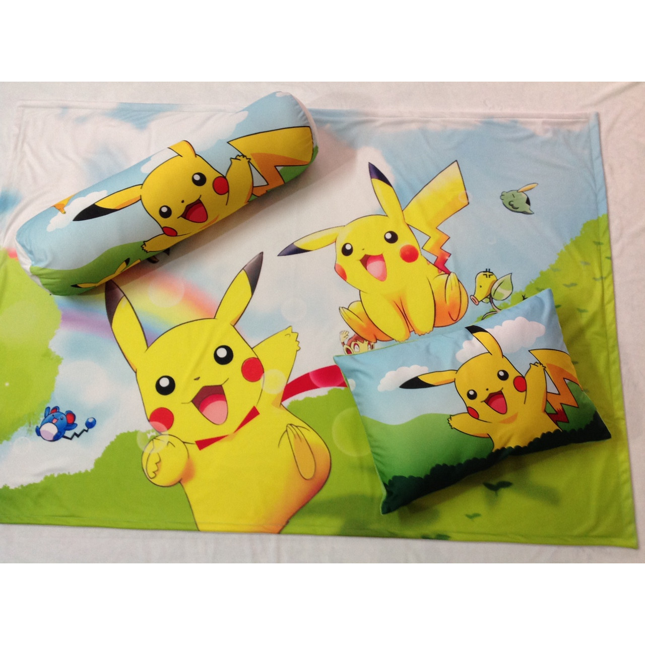 Bộ chăn gối hình Pikachu cho bé 3-5 tuổi