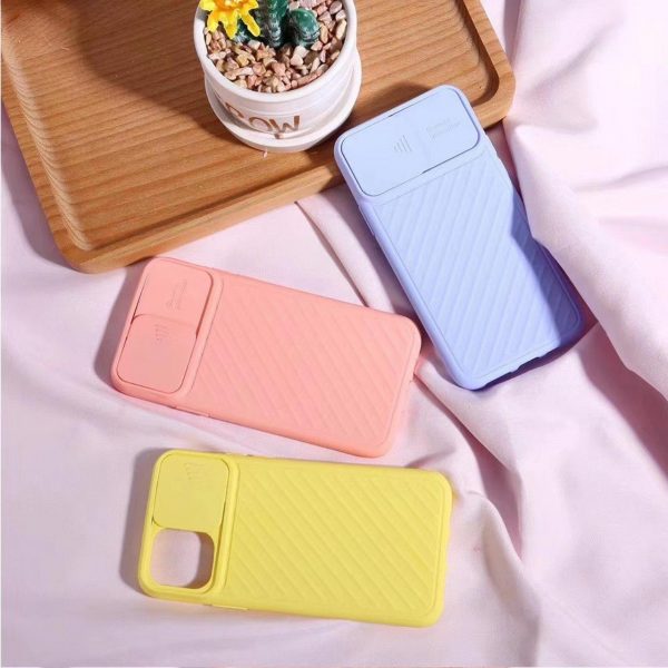 Ốp Lưng Silicon Có Nắp Che Camera Cho Iphone 11 Pro Max - Màu Ngẫu Nhiên