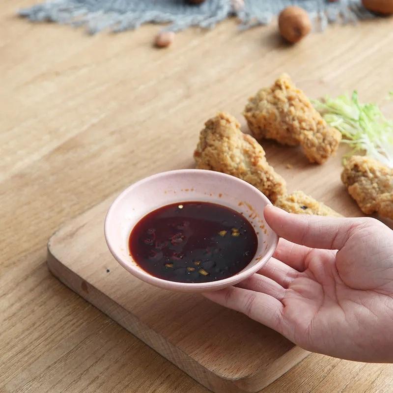 1 chén đựng nước chấm hình tròn bằng nhựa lúa mạch