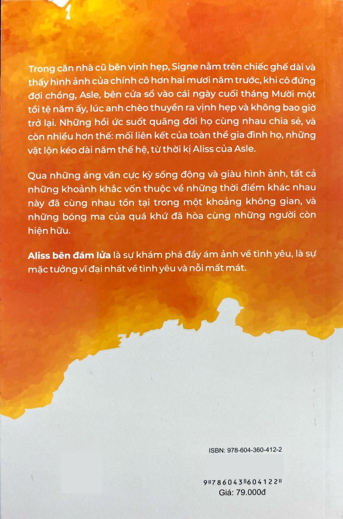 Sách - Aliss Bên Đám Lửa