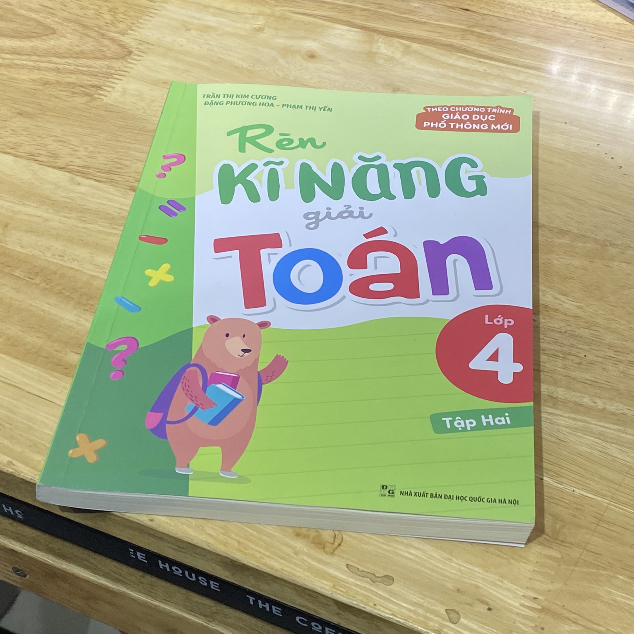 Sách: Rèn Kĩ Năng Giải Toán Lớp 4 Tập 2 - Theo Chương Trình Giáo Dục Phổ Thông Mới