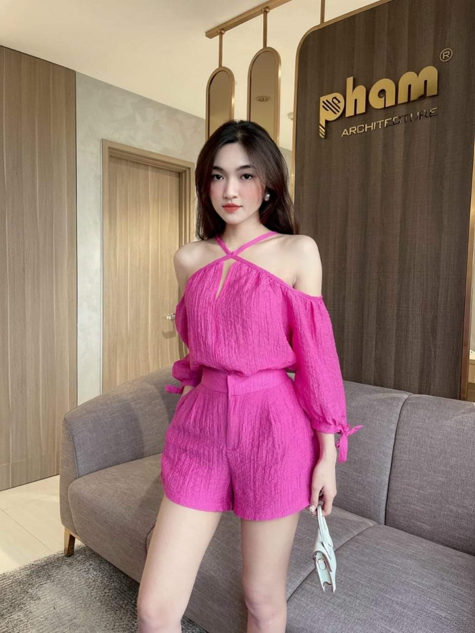 Sét  Áo Rớt Vai Tay Dài Phối Nơ Mix Cùng Quần Short Xinh Lung Linh