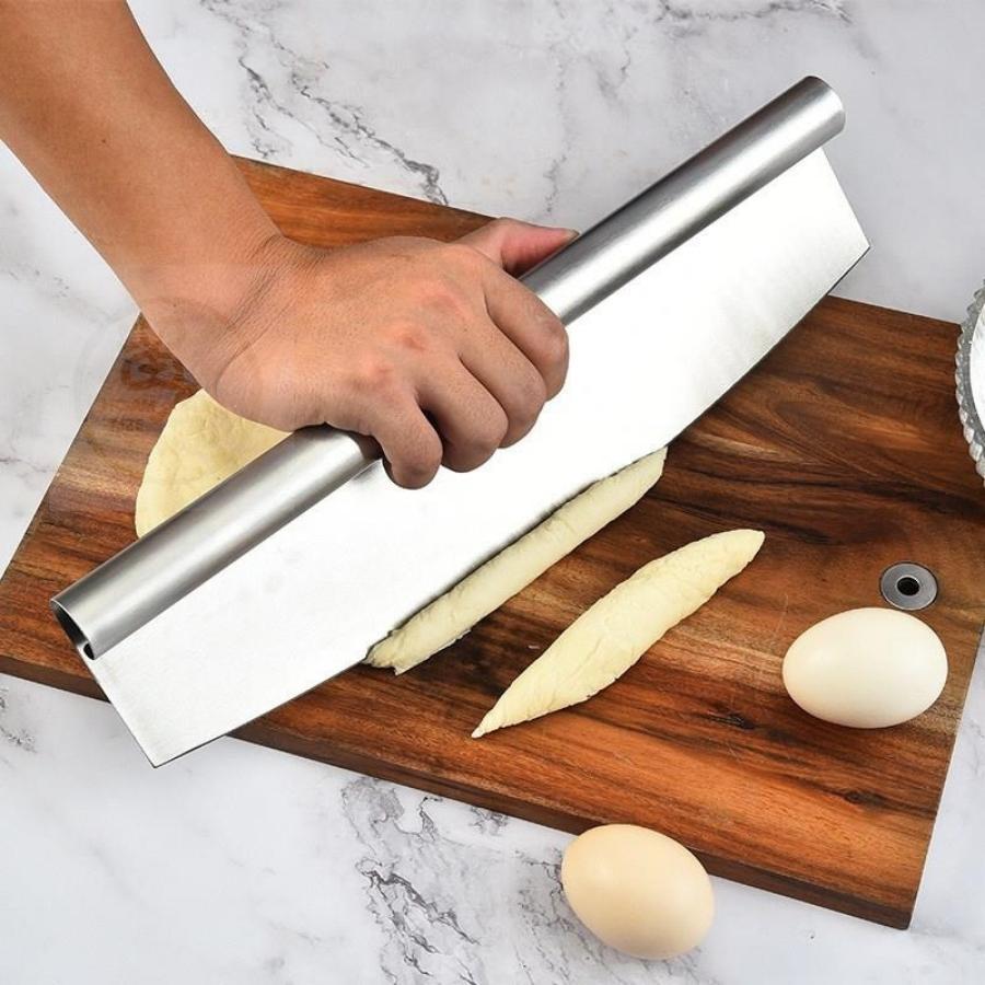 Dụng cụ dao cắt bánh pizza cán 28 cm làm từ thép không gỉ sắc bén - KN004