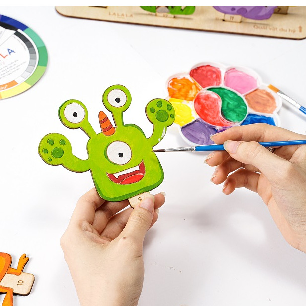 Đồ Chơi Tranh Gỗ Lalala Baby Tô Màu Kèm Màu Nước, Cọ và Truyện Kể I Paint I Play! Cho Bé Từ 3 Tuổi