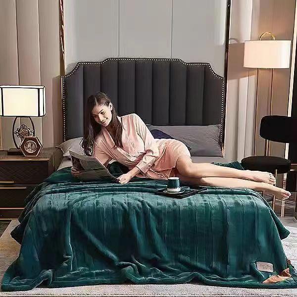 Chăn Lông Chồn Thu Đông