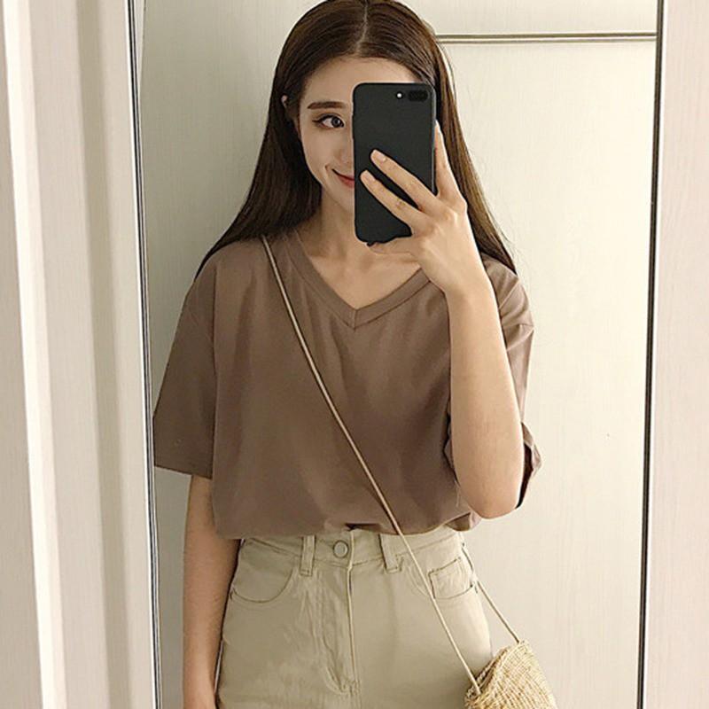 Áo thun dáng rộng cổ chữ V / chữ V màu trơn