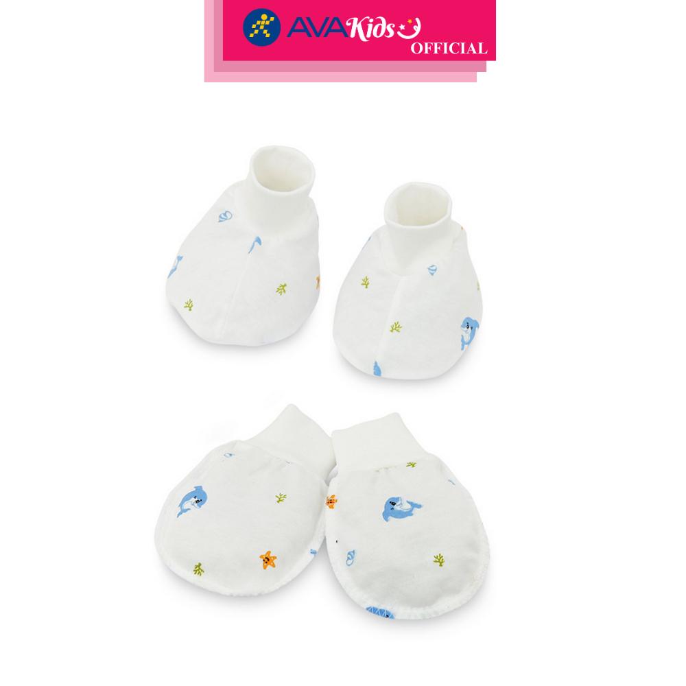 Bộ bao tay, bao chân in cá heo xanh IQ Baby màu trắng (0 - 3 tháng) - Hàng Chính Hãng