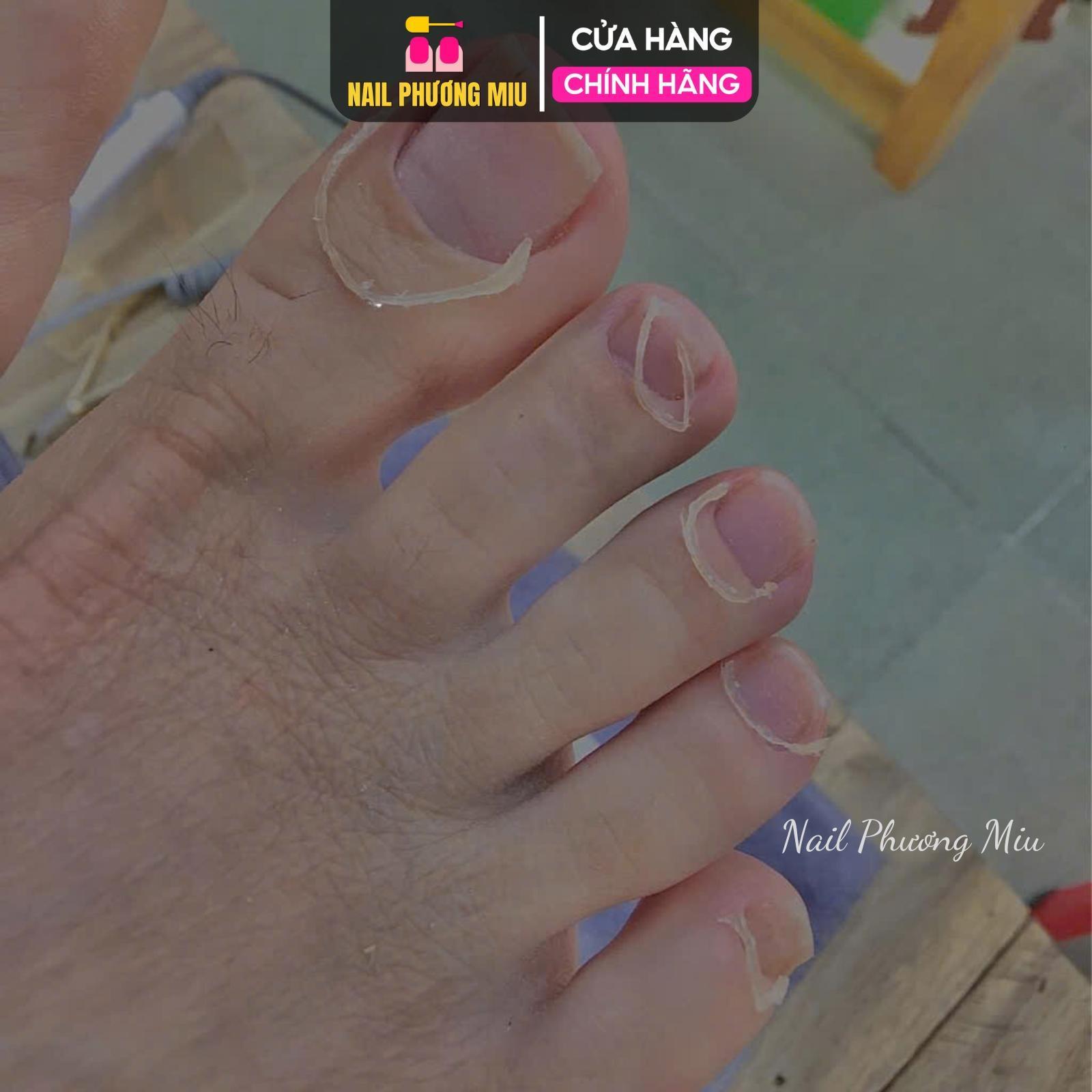 Kìm Nhặt Da Thép Cao Cấp Mạ Vàng HL555, Siêu Sắc Bén , Đầu Bán Nguyệt, Dùng Làm Nail, Cầm Nắm Chắc Chắn Trọng Lượng 52g