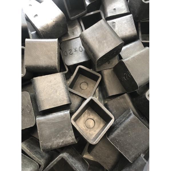 Sét 5 chân cao su size 20x20