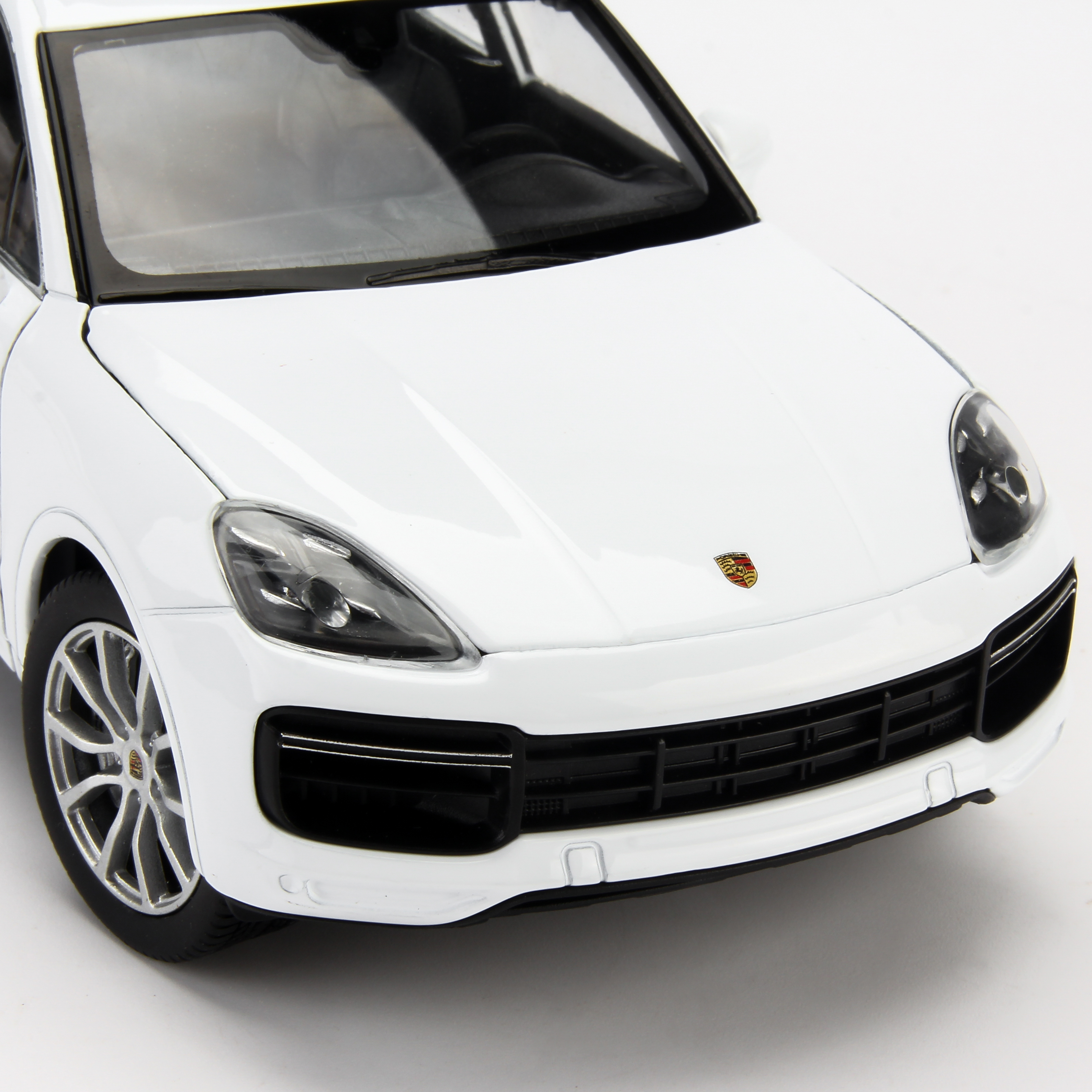 Mô hình xe Porsche Cayenne Turbo 1:24 Welly - 24092W