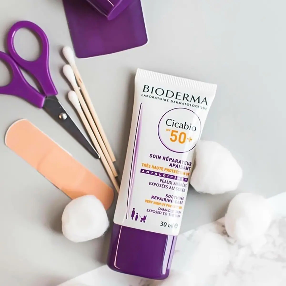 Kem Dưỡng Chống Nắng, Phục Hồi Da Tổn Thương Bioderma Cicabio SPF50+