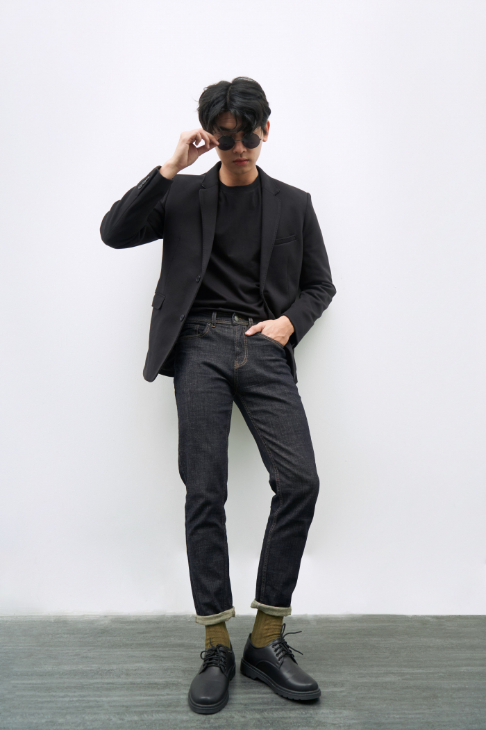 ROUTINE - Quần jeans tiêu navy xanh đậm chỉ nổi màu vàng form slimfit - 10F20DPA103CR2 | LASTORE MENSWEAR
