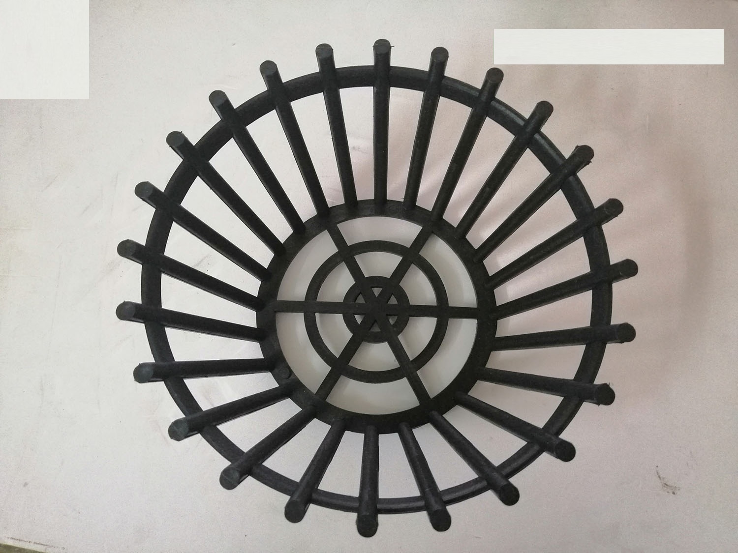 20 CHẬU NHỰA GIẢ GỖ FI 20 -NSX Bình Thuận Plastic!- VÀ 20 MÓC INOX 80CM TREO CHẬU SIÊU BỀN!!!
