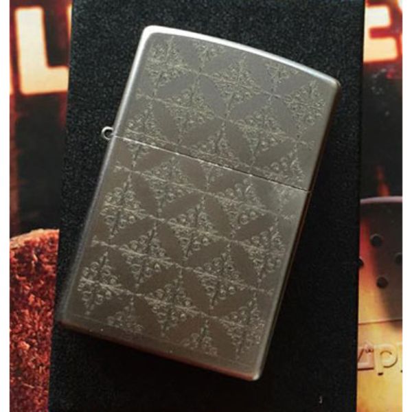 Bật Lửa Zippo khắc Hoa Văn 03 – Zippo 205.HV03