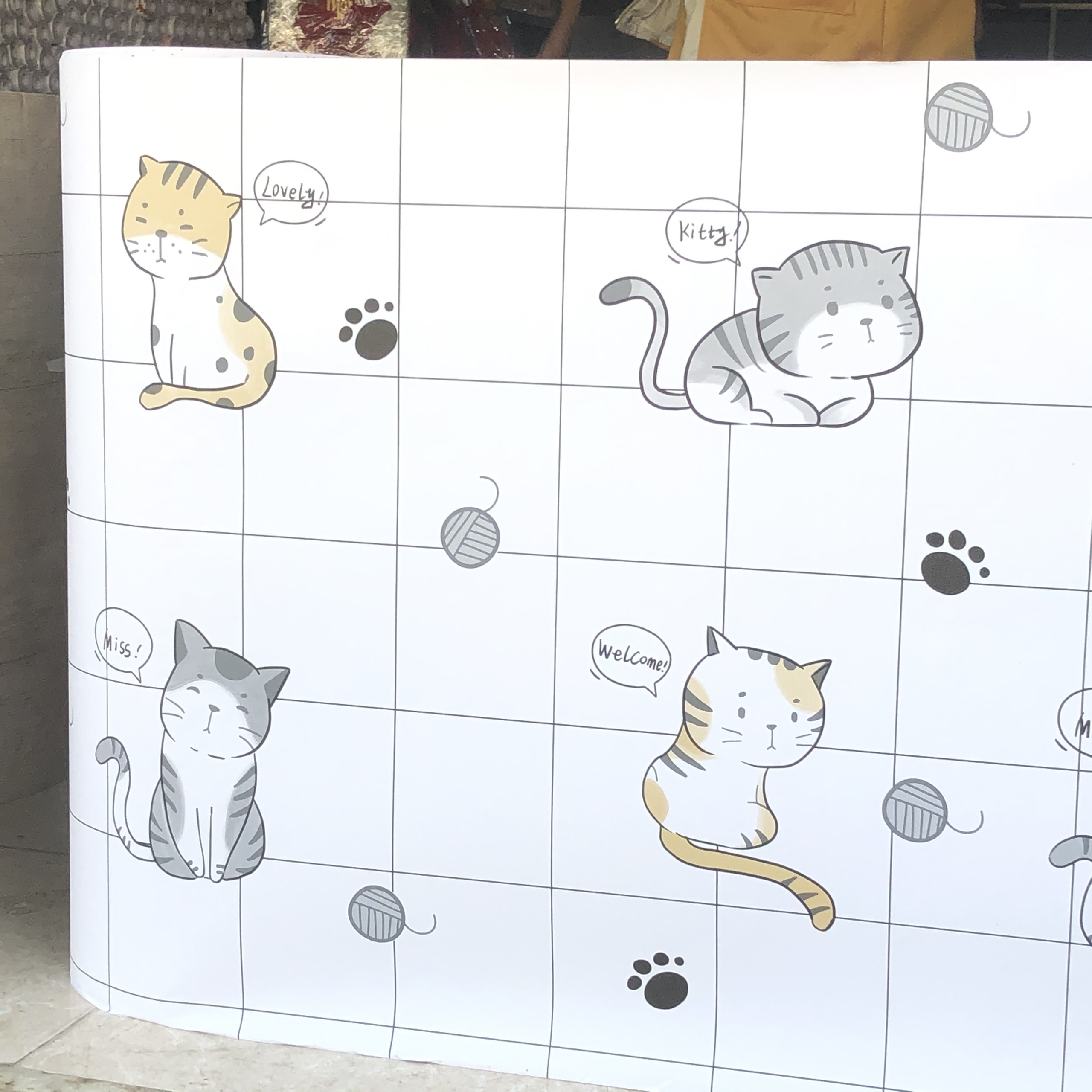 CUỘN 5M DECAL GIẤY DÁN TƯỜNG BẾP KEO SẴN KHỔ 60CM MẪU NHỮNG CHÚ MÈO