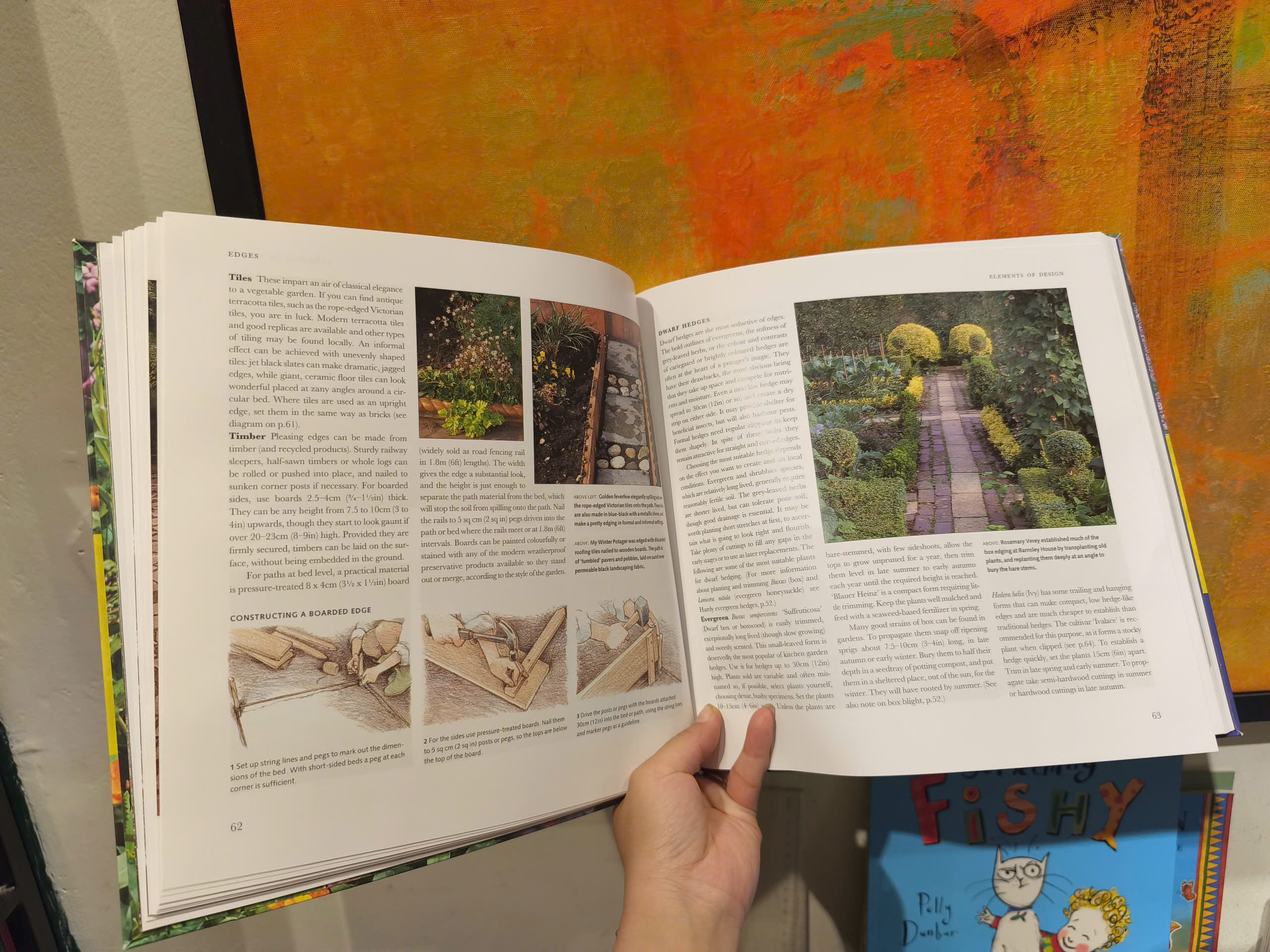 Sách - Creative Vegetable Gardening by Joy Larkcom