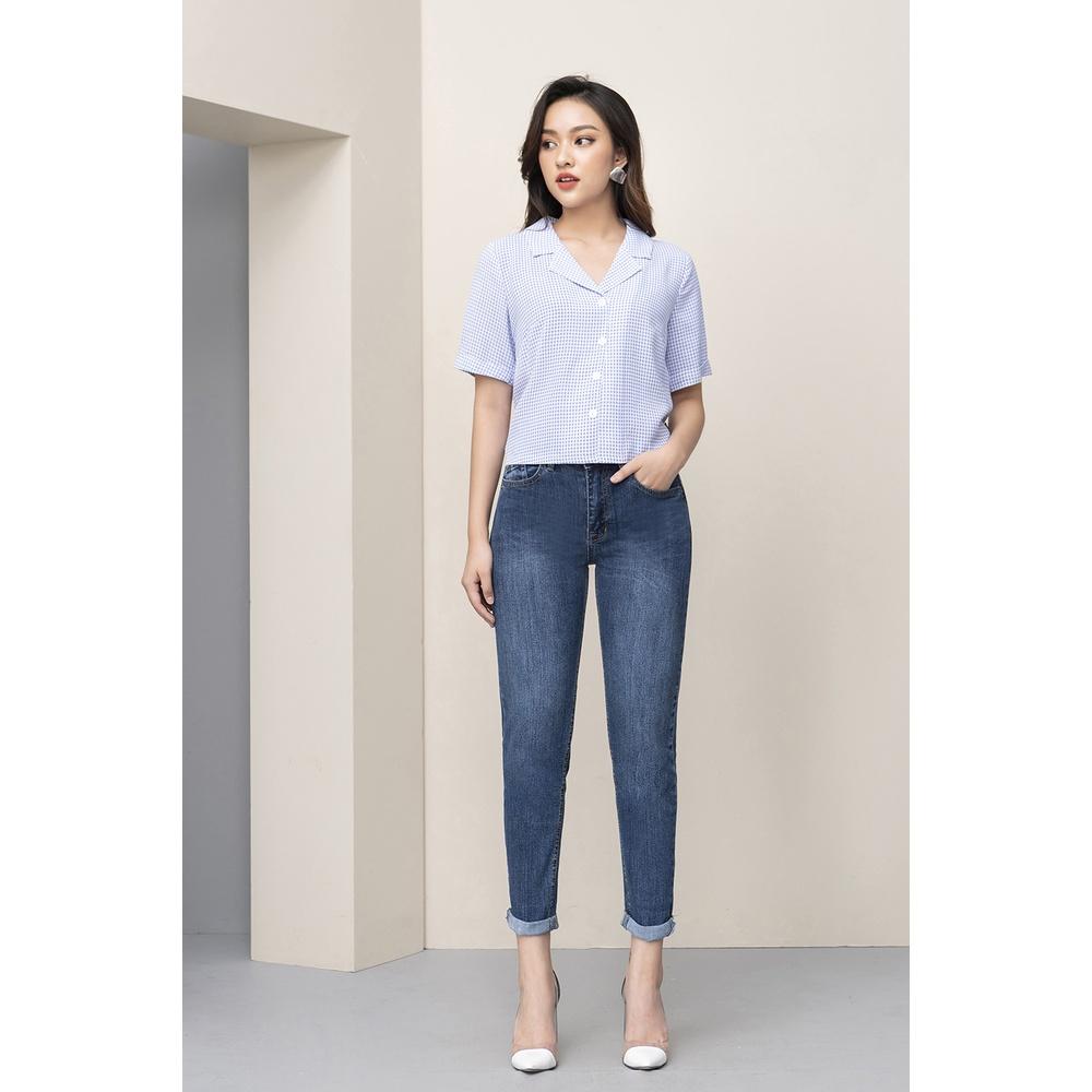 Áo Sơ Mi Nữ LUPERI LFSM1187 Kẻ Sọc Caro Đẹp Kiểu Dáng Croptop Cổ Vest Basic Tay Cộc Gập Gấu Cho Nàng Công Sở Cá Tính