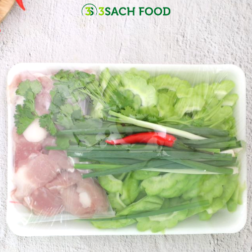 Khổ qua xào thịt 3S khay 500gr - Nguyên liệu đã được sơ chế