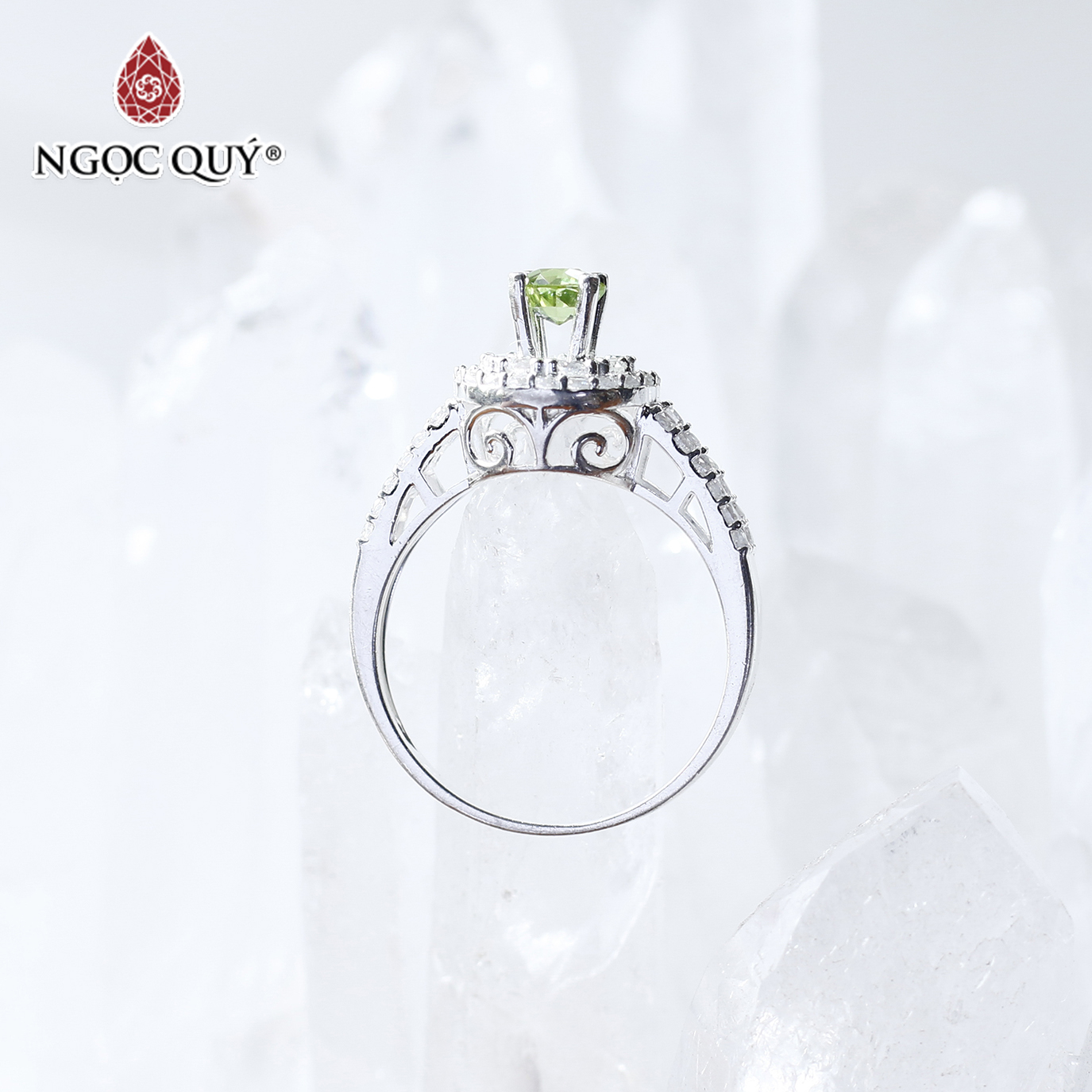 Nhẫn bạc nữ đá Peridot mệnh hỏa, mộc - Ngọc Quý Gemstones