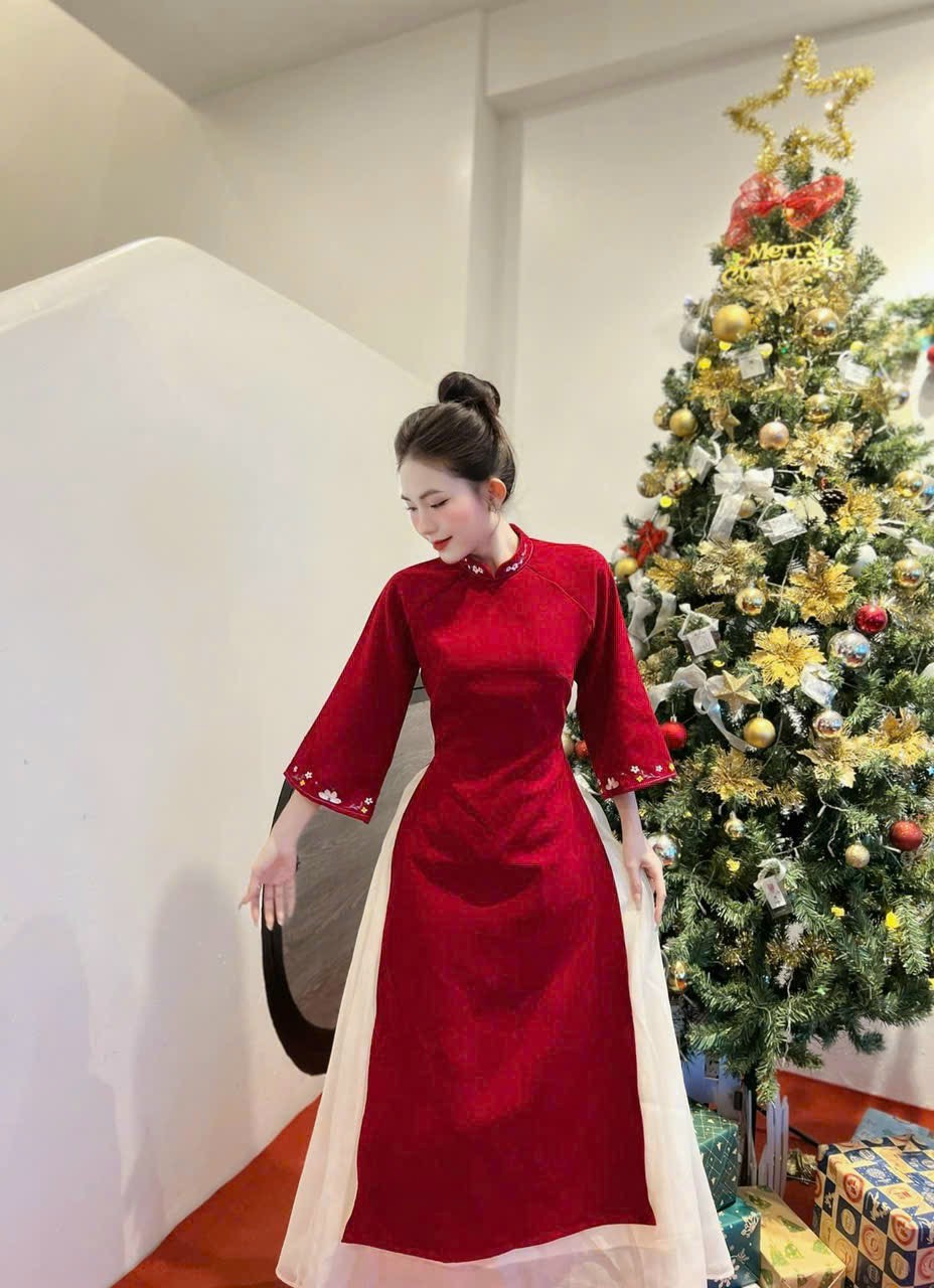 ÁO DÀI ĐỎ THÊU HOA VÀ CHÂN VÁY 2 LỚP
