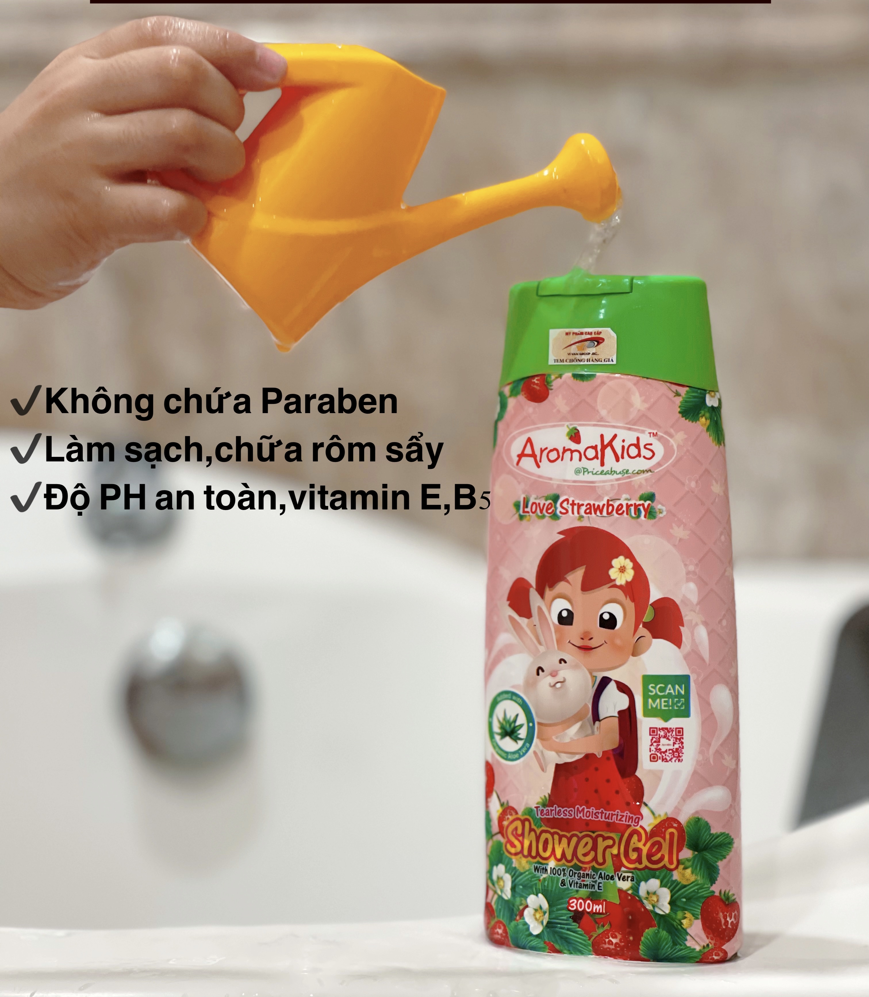 Sữa tắm hữu cơ dành cho trẻ 01 tuổi trở lên- Aromakids