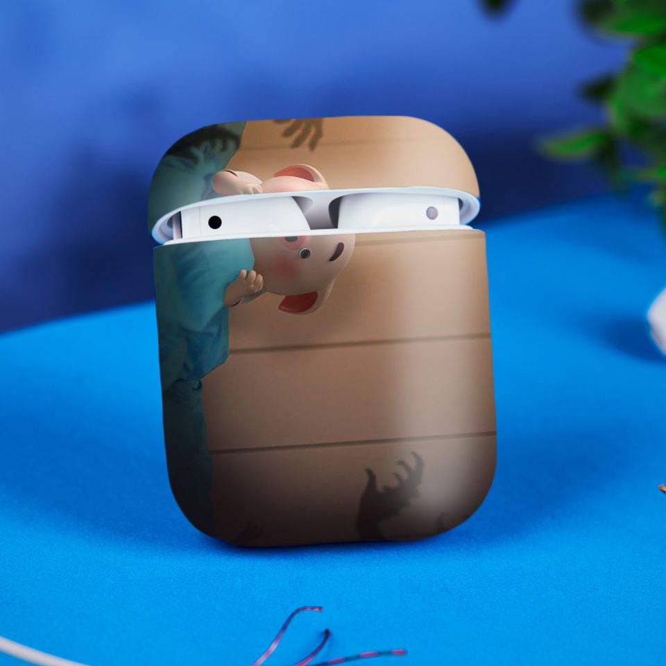 Miếng dán skin chống bẩn cho tai nghe AirPods in hình Heo con dễ thương - HEO2k19 - 038 (bản không dây 1 và 2)