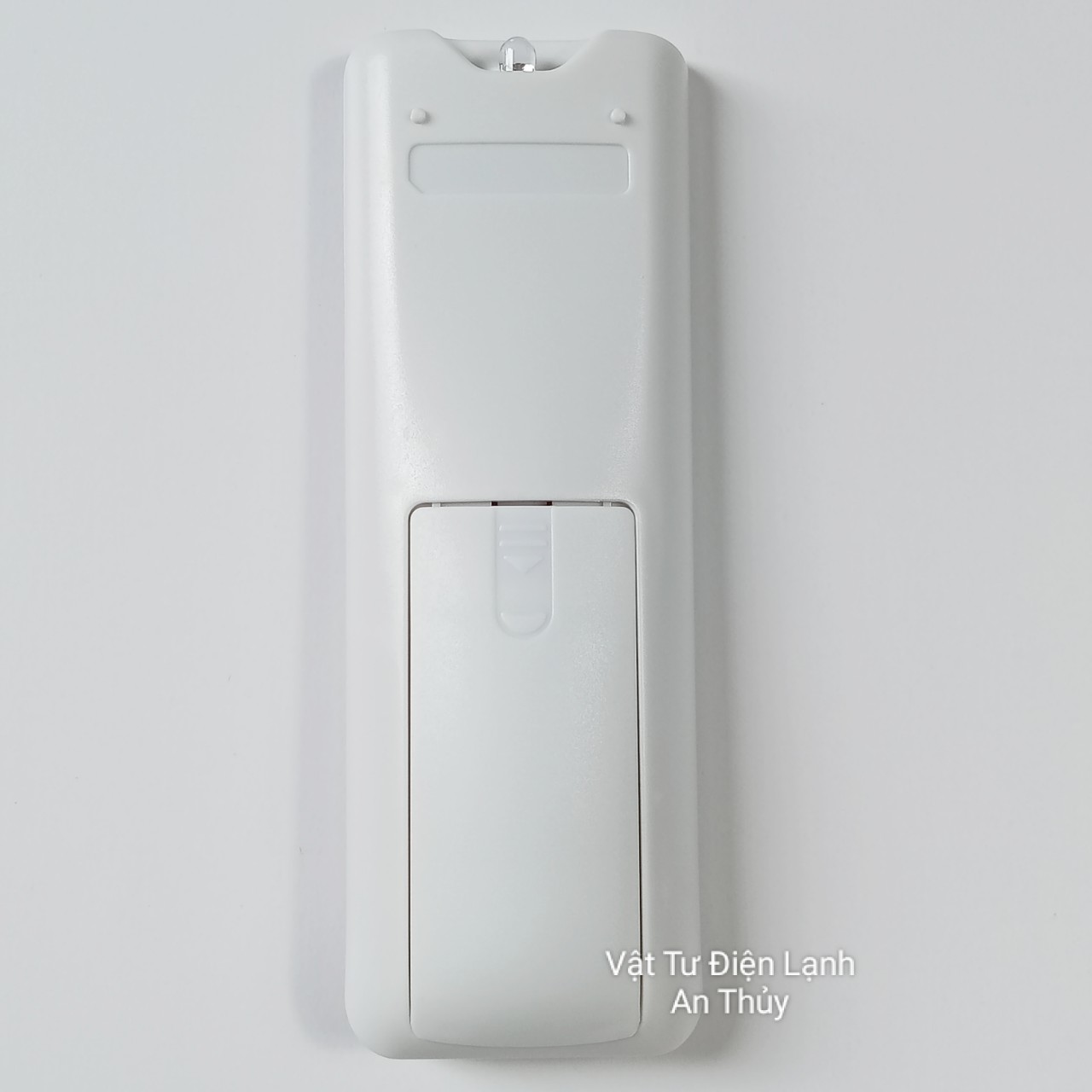 Remote máy lạnh AQUA chiếc lá nút nguồn vàng - Điều khiển máy lạnh AQUA - Remote điều hòa AQUA, Điều khiển điều hòa AQUA