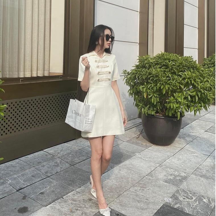 Đầm xòe đi tiệc cưới thiết kế cổ V sang trọng