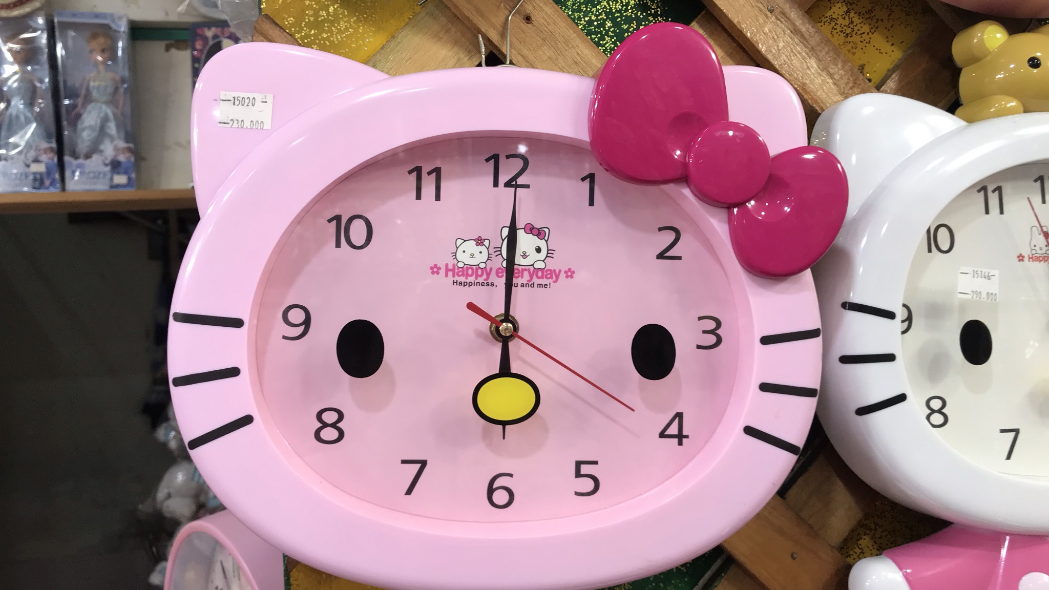 ĐỒNG HỒ TREO TƯỜNG HELLO KITTY