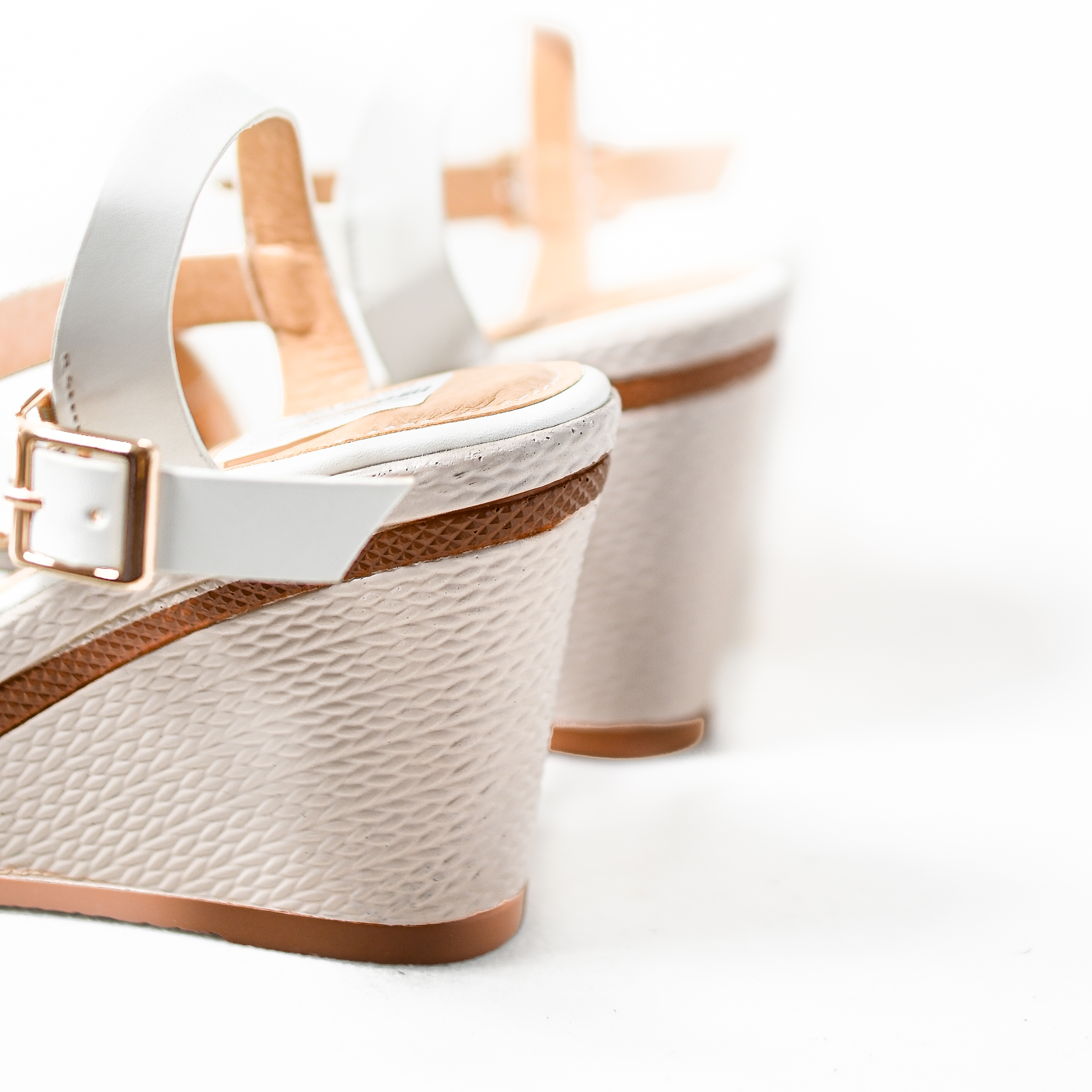 Sandal đế xuồng nữ