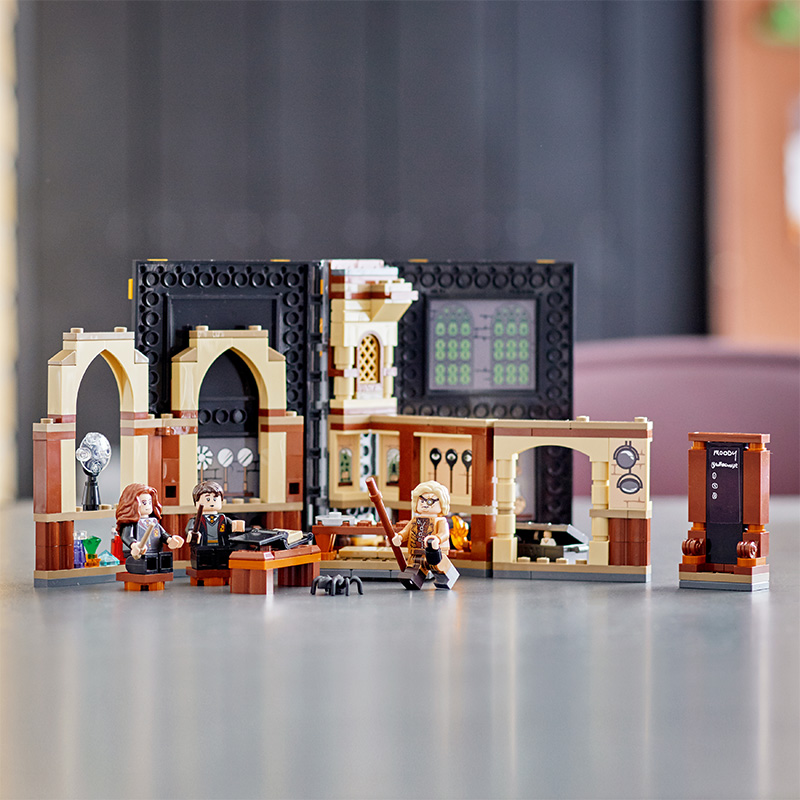 Đồ Chơi LEGO Lớp Học Môn Phòng Chống Nghệ Thuật Hắc Ám 76397 (257 chi tiết)