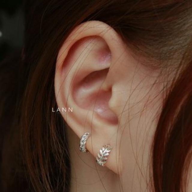 Khuyên vòng lá chốt gài S925 LANN