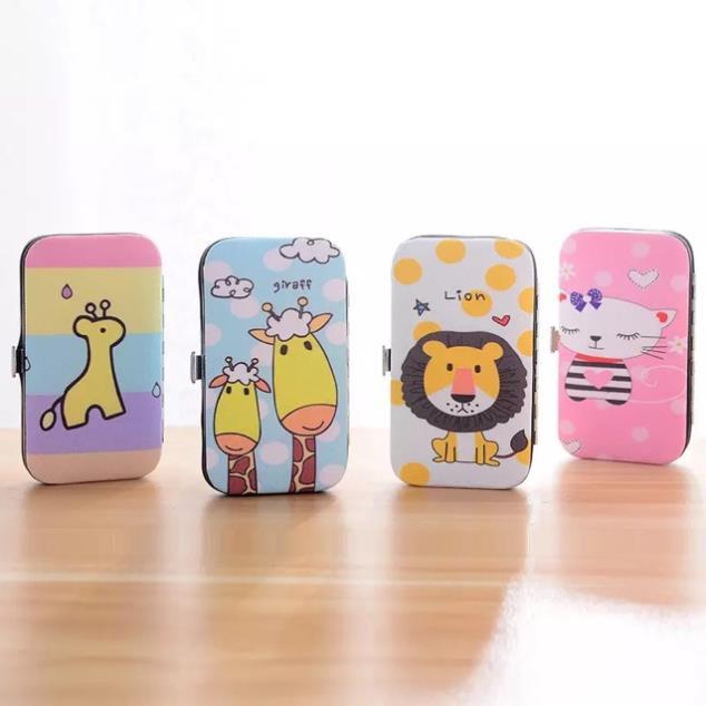 Bộ bấm móng tay 7 món hoạt hình