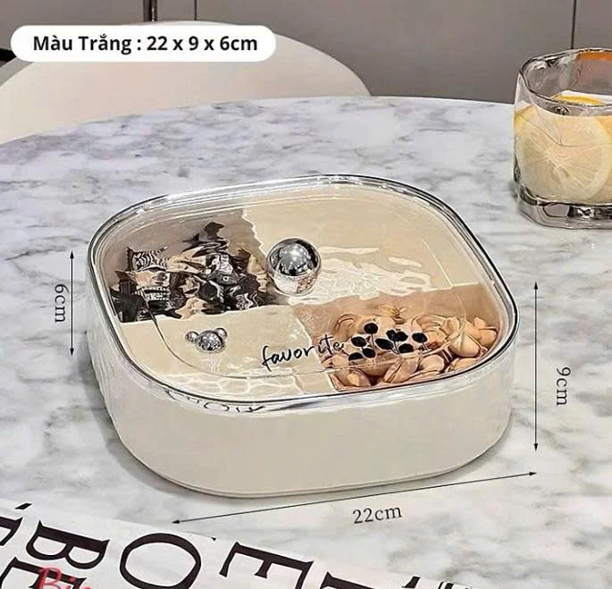 [KoSuyTu] Khay Đựng Mứt Tết 4 Ngăn Cao Cấp – Nhựa ABS An Toàn – 22×9×6cm – Nắp Gấu Sang Trọng (Đen / Trắng / Trong Suốt)