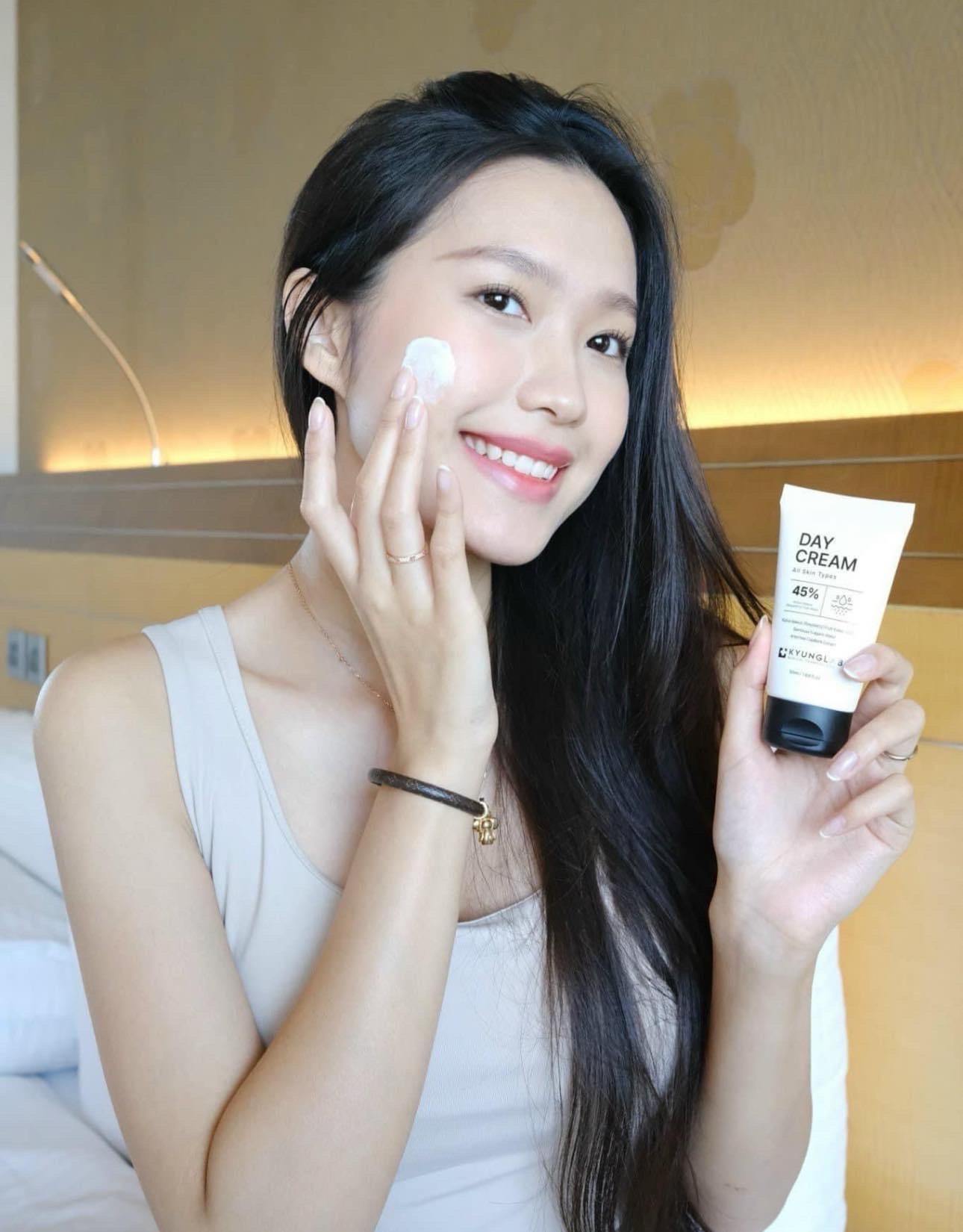 Kem dưỡng ban ngày Kyunglab cấp ẩm nâng tông da 50ml