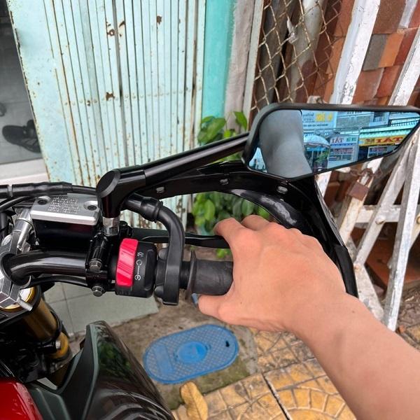 Gương Rizoma 744 Hàng CNC Cao Cấp Gắn Honda Vespa Yamaha