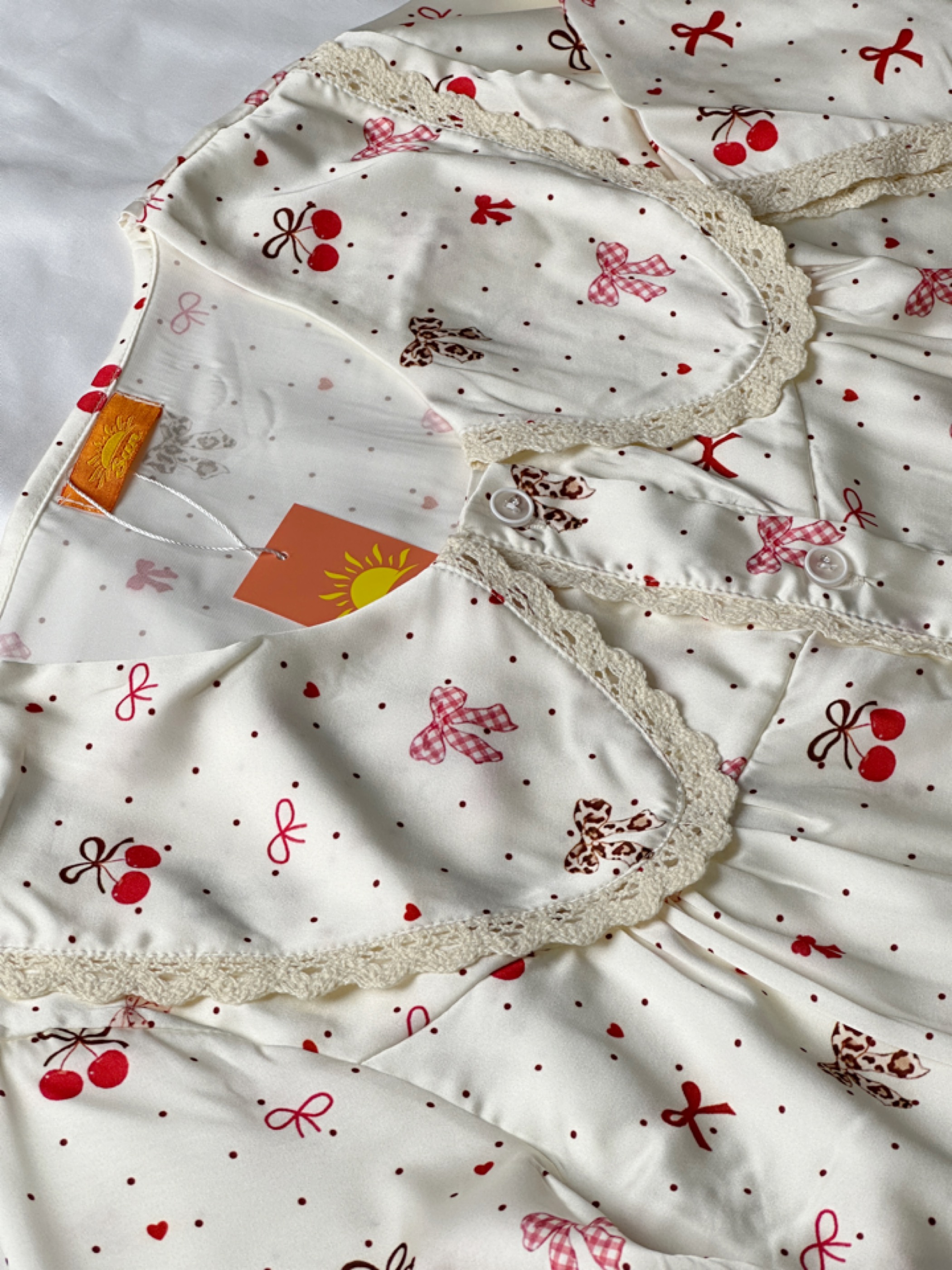 Bộ mặc nhà lụa latin hoạ tiết nơ xinh xắn, bộ ngủ mát mẻ thoải mái comfy, ở nhà vẫn xinh