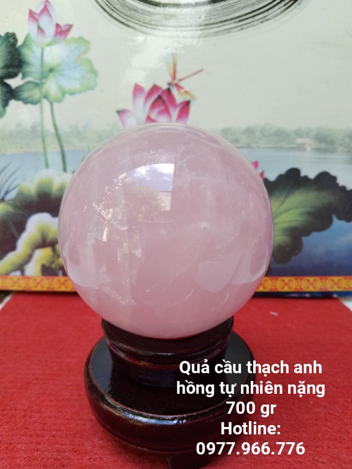 Quả Cầu Đá Thach Anh Hồng Phong Thủy Có Tặng Kèm Đế Gỗ Xoay