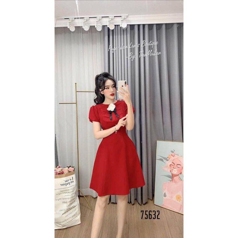 ĐẦM XÒE SANG TRỌNG KÈM HOA CỰC XINH