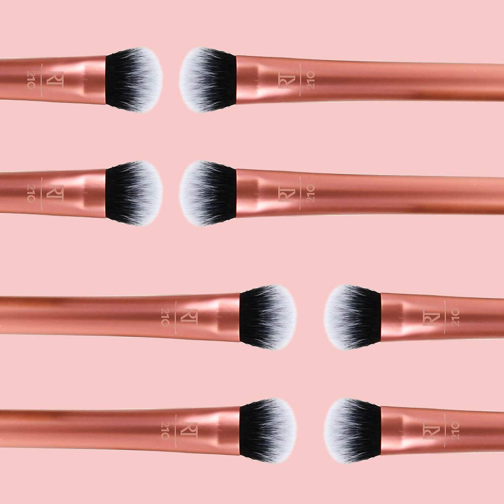 Cọ che khuyết điểm Real Techniques expert concealer